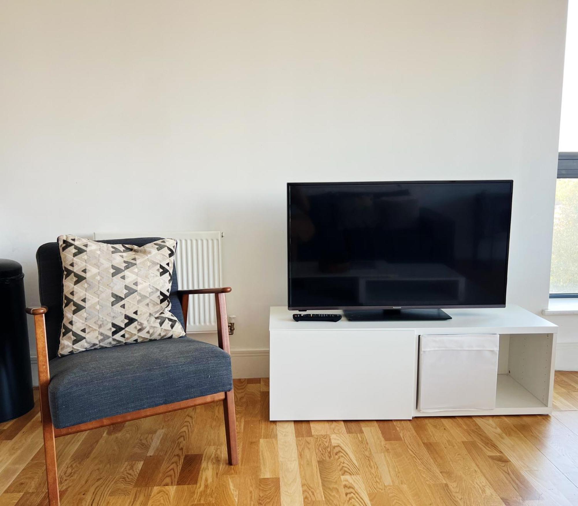 Stunning Riverside View Apartment, Near Canary Wharf & O2 伦敦 外观 照片