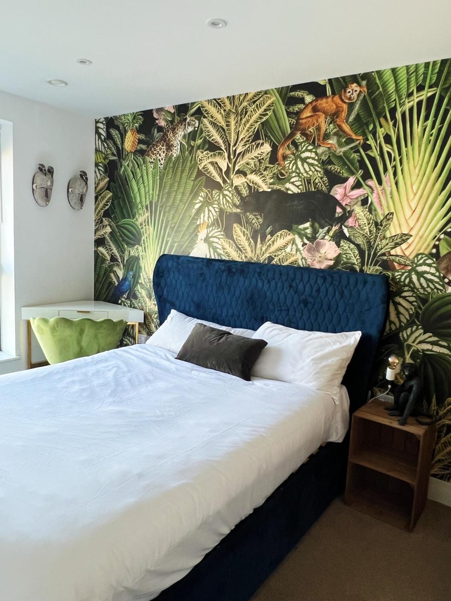 Stunning Riverside View Apartment, Near Canary Wharf & O2 伦敦 外观 照片